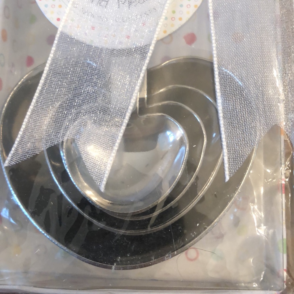 "Love Beyond Measure"  Heart Measuring Spoons - Picture 2 of 12